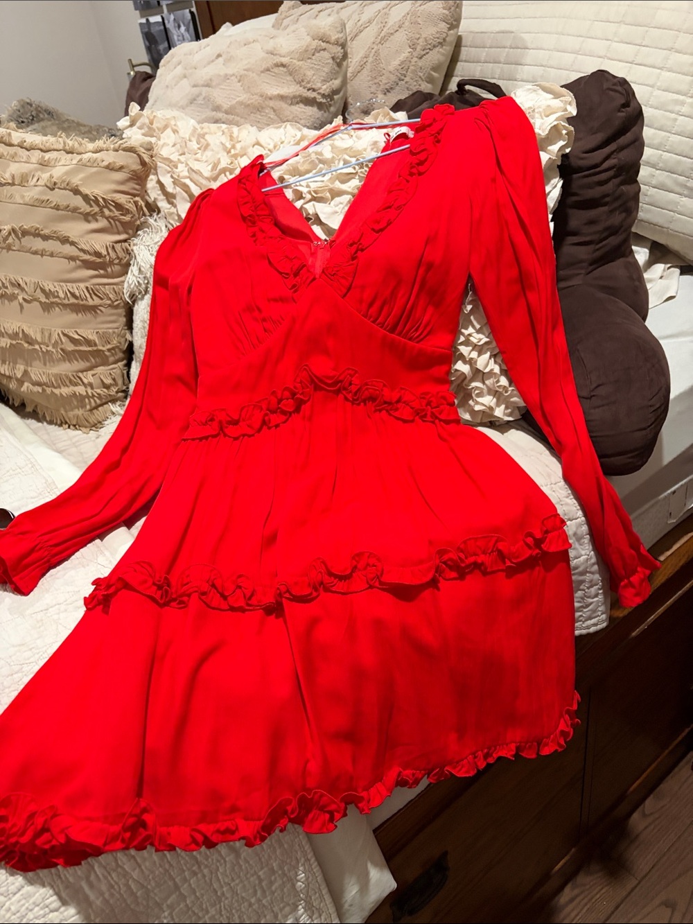 miami Red Long Sleeve Ruffle V‑Neck Dress